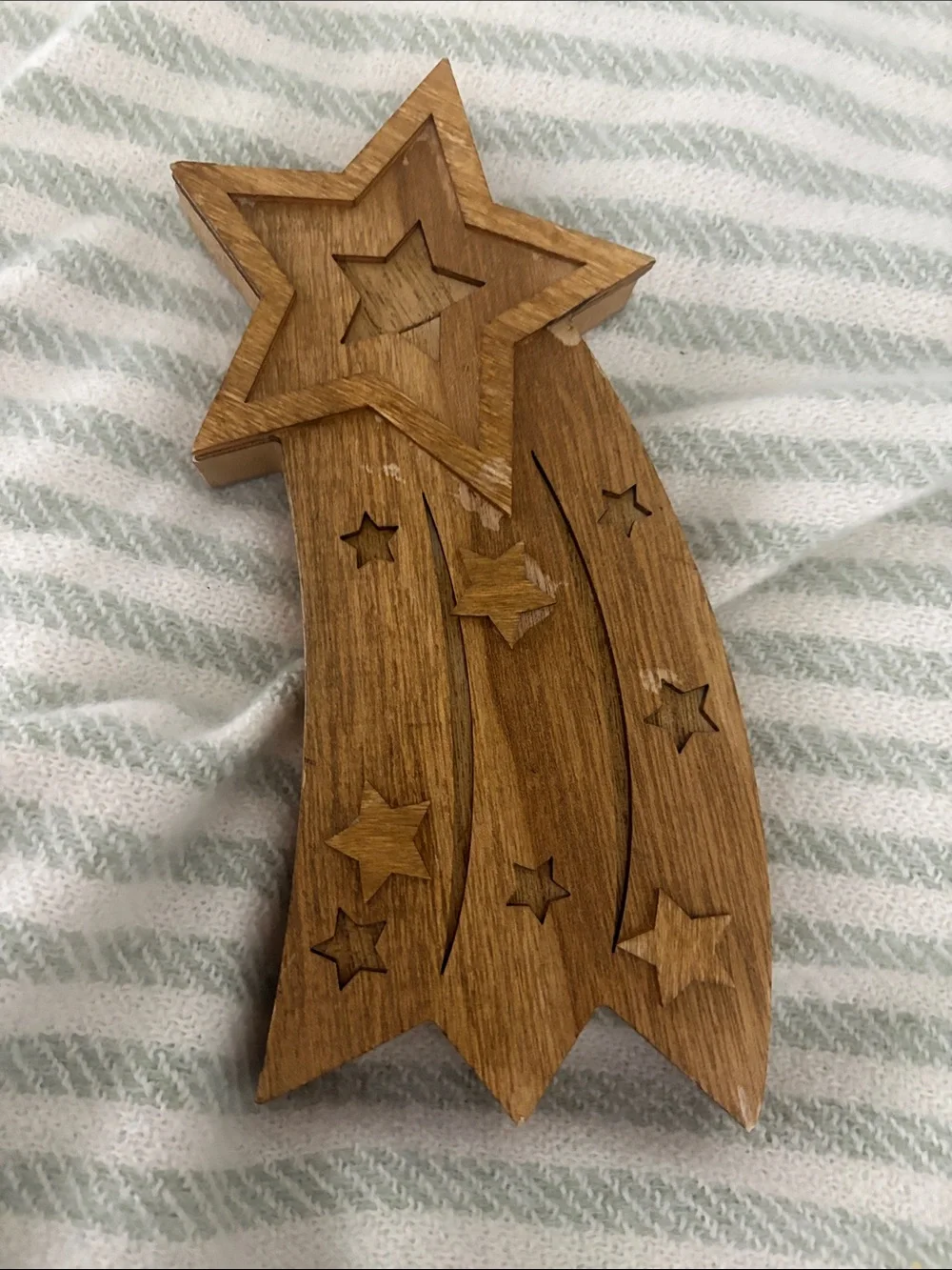Set of 2 Wooden Shooting Star Decorations – Rustic Star Decor